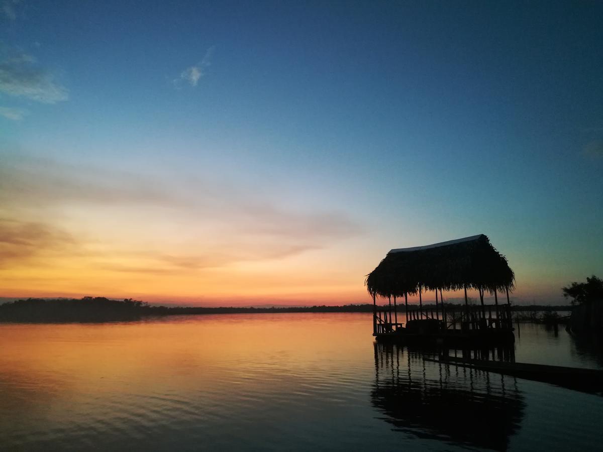 Uni Rao Centro Ecologico Villa Pucallpa Bagian luar foto